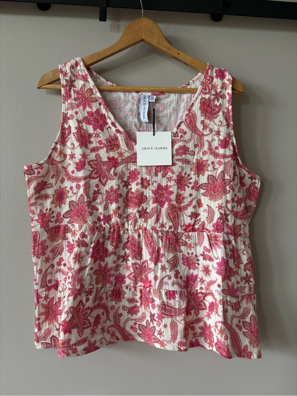 Grace + Karma Peplum Tank Top Pink and Red Floral Paisley Size XL 100% Cotton